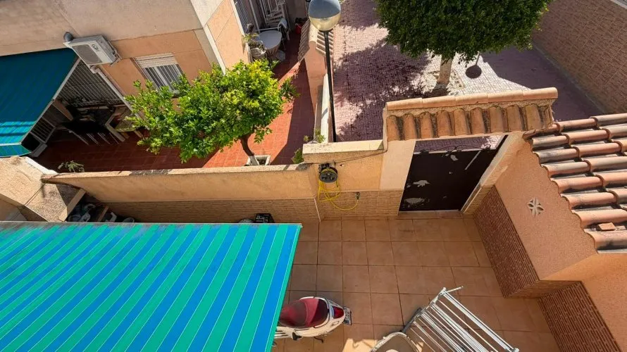 Сasa de 3 dormitorios en Torrevieja, España No. 32430 № 11