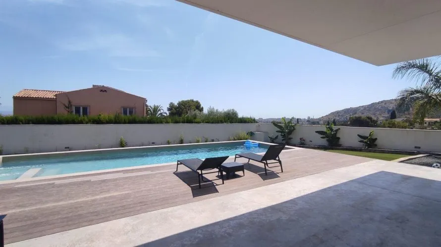 Villa de 5 dormitorios en Alicante, España No. 32428 № 5