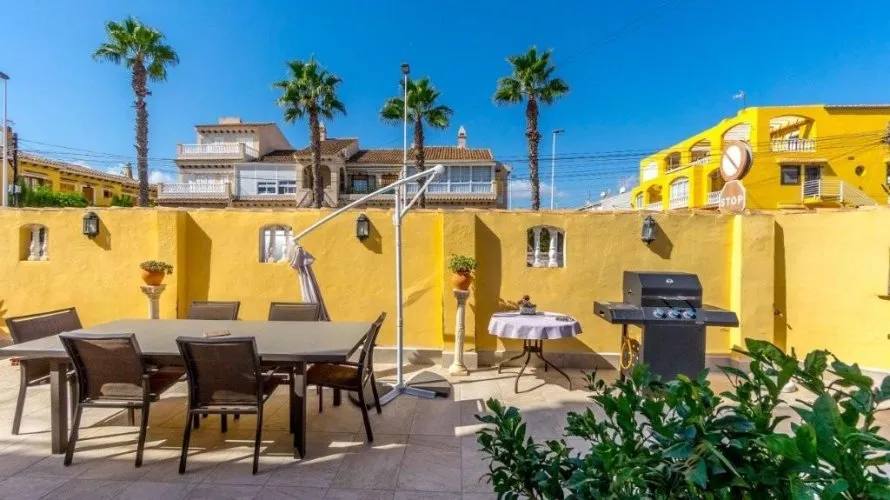 Bungalow de 1 dormitorio en Torrevieja, España No. 32463 № 15