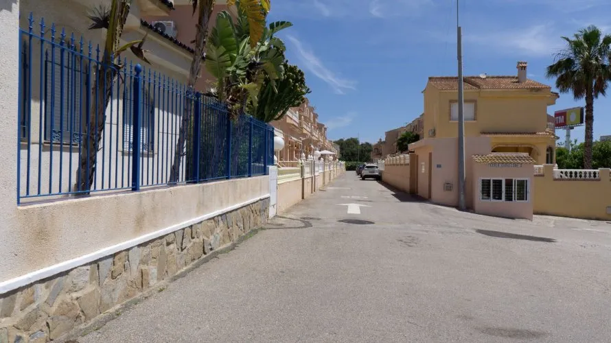 Сasa de 85m² en La Zenia, España No. 32378 № 25