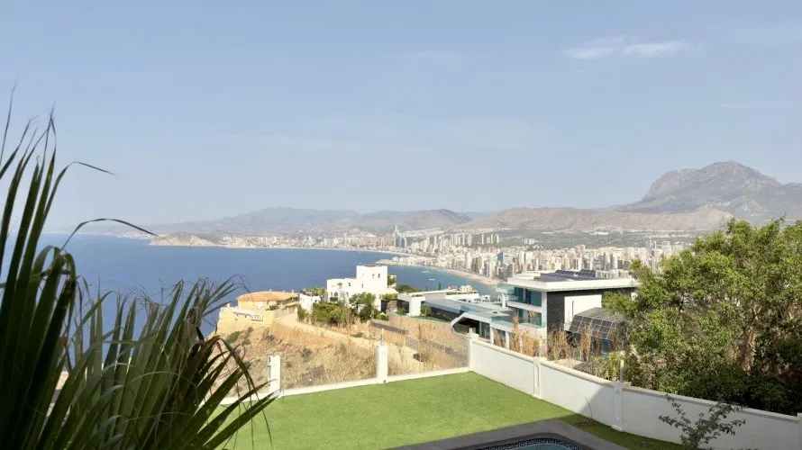Villa de 7 dormitorios en Benidorm, España No. 32434 № 10