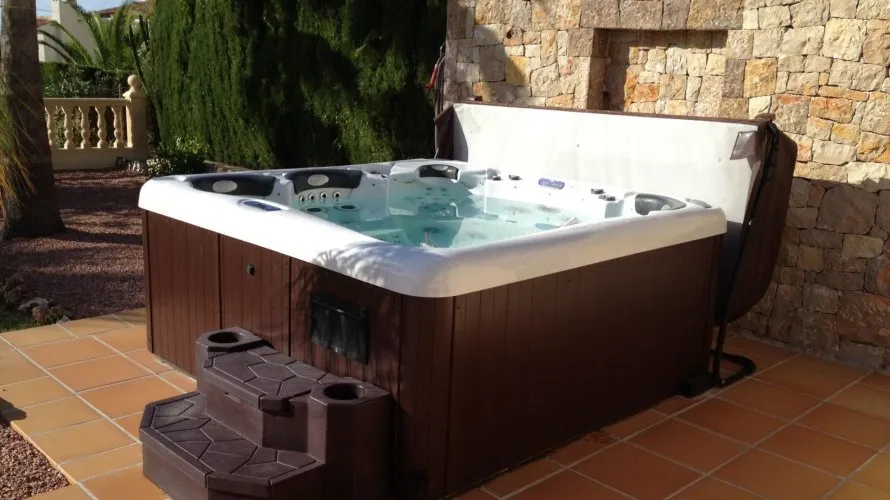 Villa de 247m² en Moraira, España No. 32401 № 1