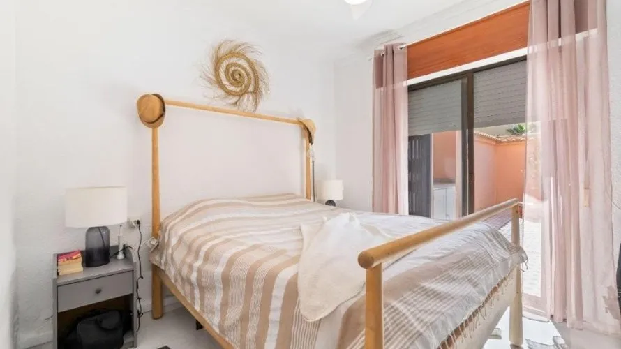 Bungalow de 1 dormitorio en Torrevieja, España No. 32463 № 5
