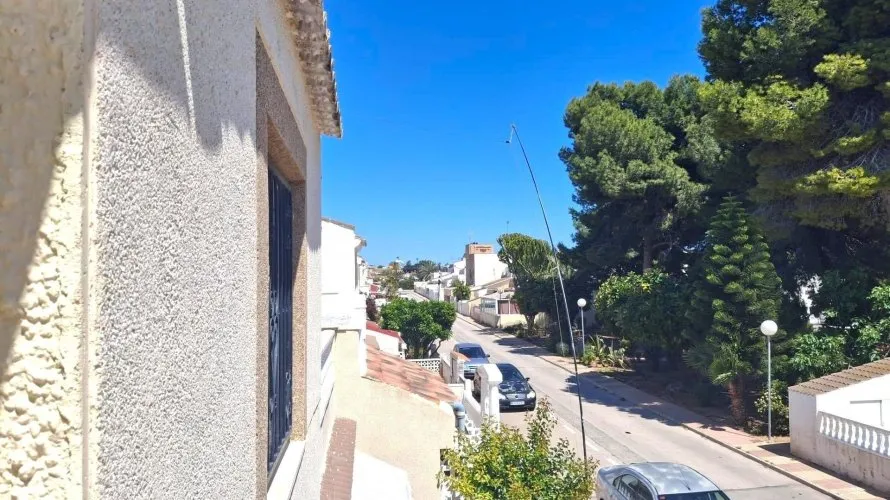 Сasa de 2 dormitorios en El Limonar, España No. 32441 № 18