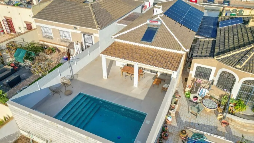 Villa de 102m² en Torrevieja, España No. 32415 № 11