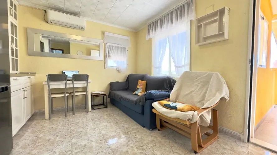 Bungalow de 1 dormitorio en Torrevieja, España No. 32464 № 18