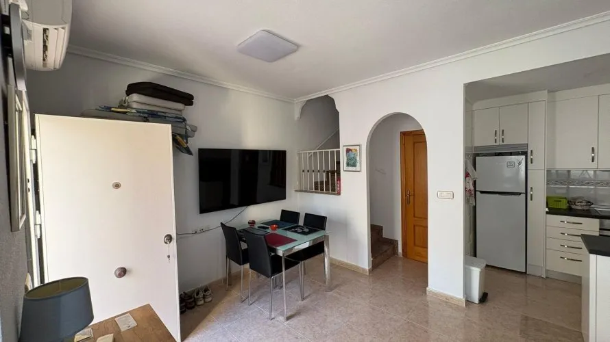 Сasa de 2 dormitorios en Alicante, España No. 32448 № 17
