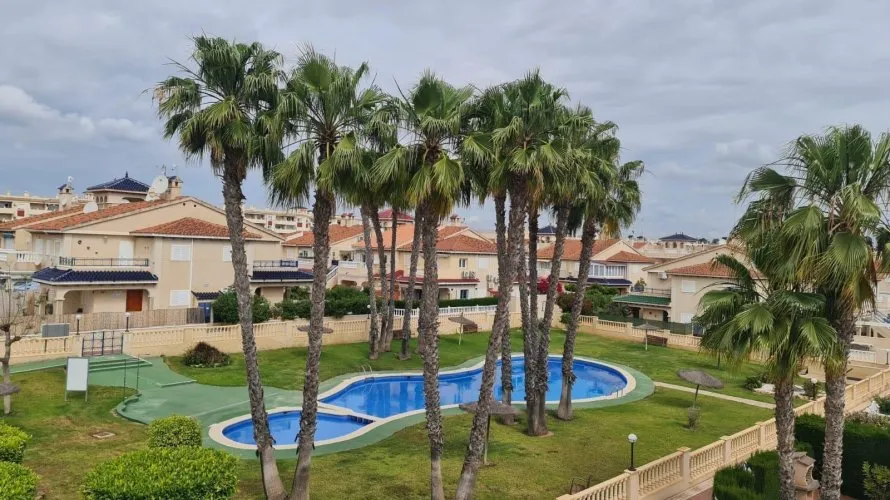 Bungalow de 58m² en Torrevieja, España No. 32440 № 22
