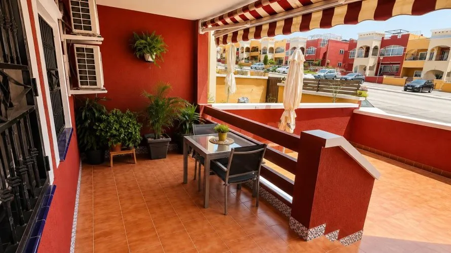Bungalow de 2 dormitorios en Los Altos, España No. 32514 № 1