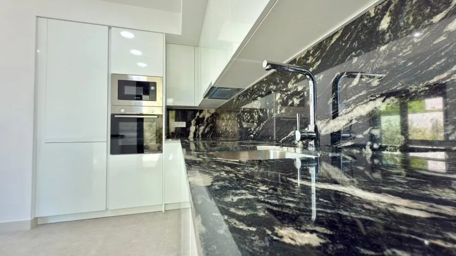 Villa de 4 dormitorios en Mutxamel, España No. 32519 № 25
