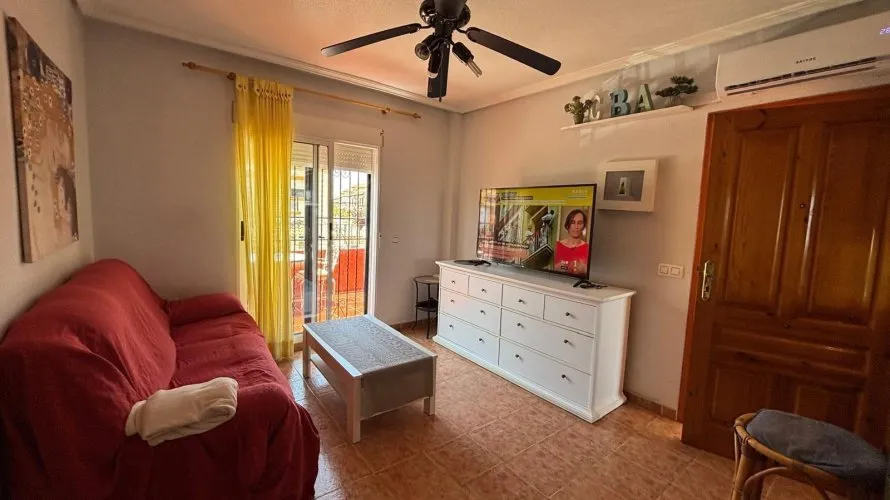 Bungalow de 2 dormitorios en Alicante, España No. 32499 № 14