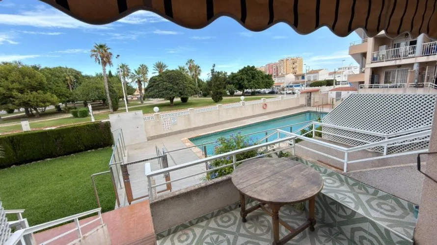 Bungalow de 1 dormitorio en Torrevieja, España No. 32597 № 24