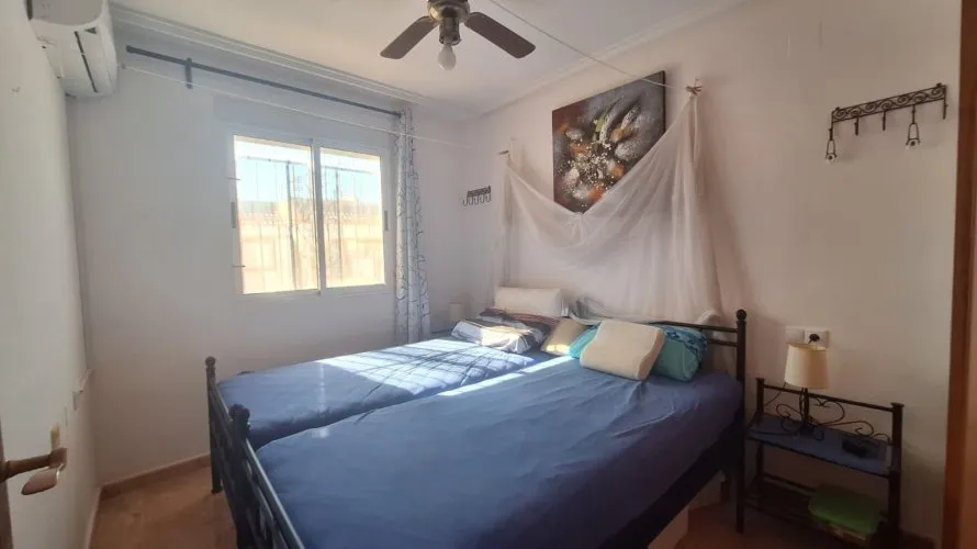 Bungalow de 2 dormitorios en El Limonar, España No. 32591 № 16
