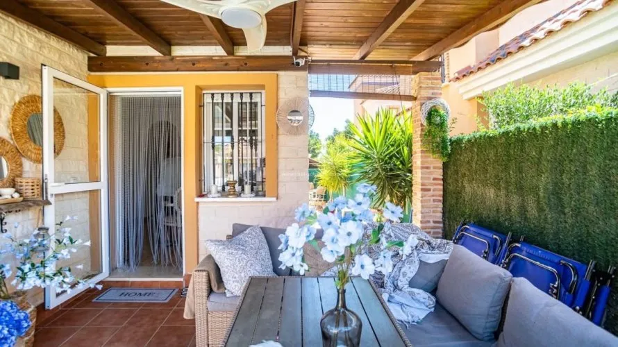 Villa de 3 dormitorios en Guardamar del Segura, España No. 32606 № 5