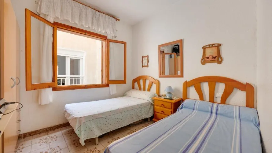 Bungalow de 75m² en Torrevieja, España No. 32552 № 11