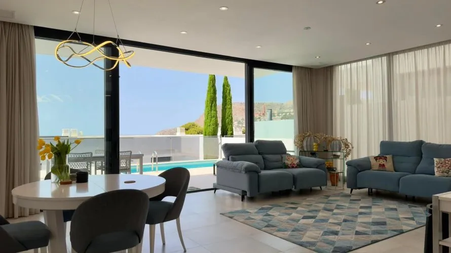 Villa de 4 dormitorios en Calpe, España No. 32544 № 3