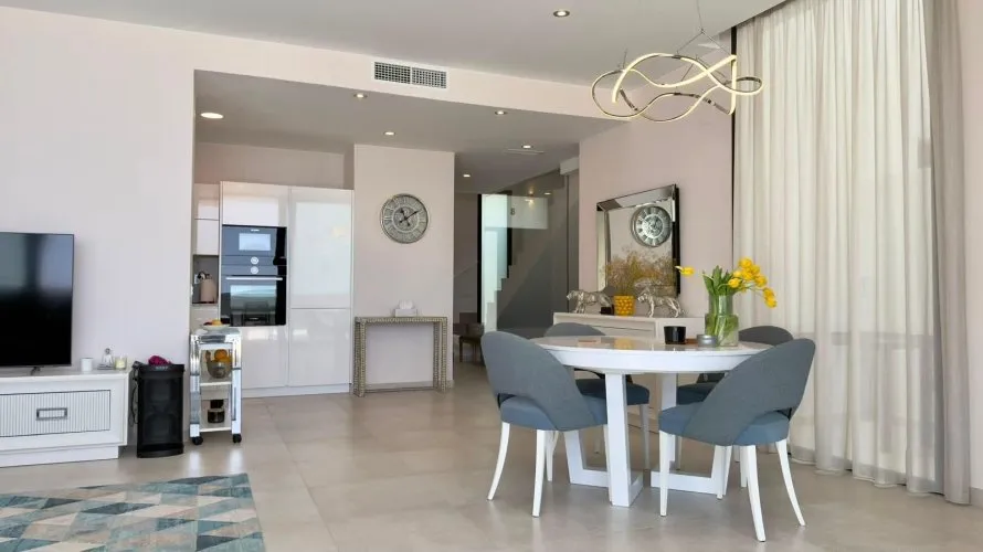 Villa de 4 dormitorios en Calpe, España No. 32544 № 2