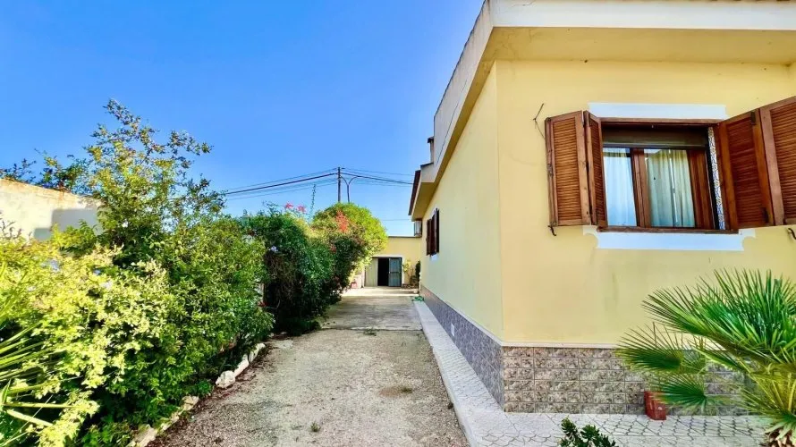 Villa de 3 dormitorios en Daya Vieja, España No. 32555 № 15