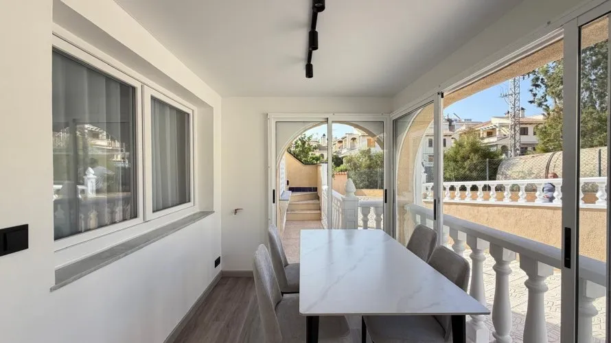 Сasa de 2 dormitorios en Torrevieja, España No. 32546 № 23