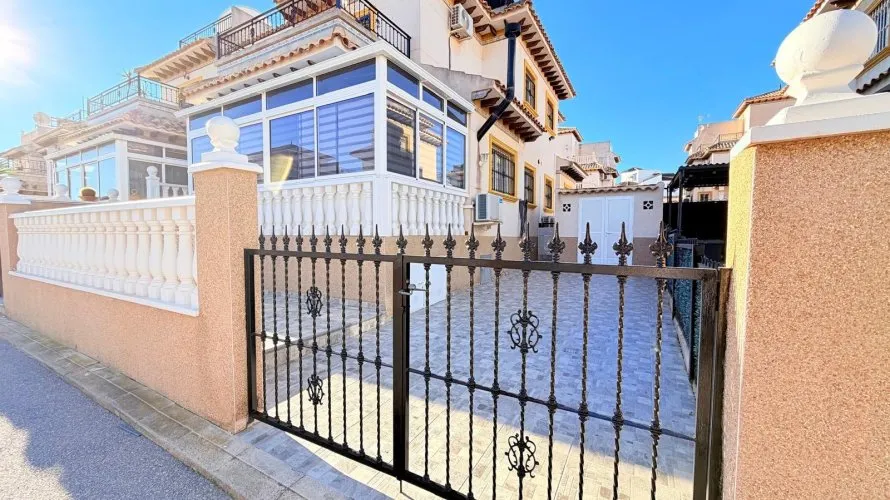 Сasa de 2 dormitorios en Campoamor, España No. 32543 № 28