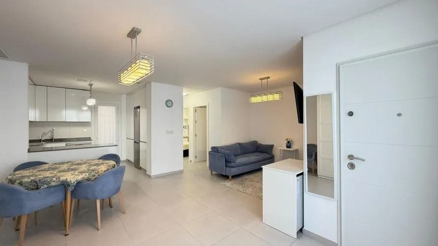 Сasa de 3 dormitorios en Torrevieja, España No. 32600 № 10