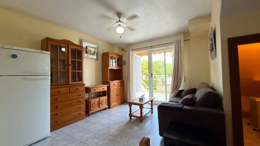 Bungalow de 1 dormitorio en Torrevieja, España No. 32597 № 17
