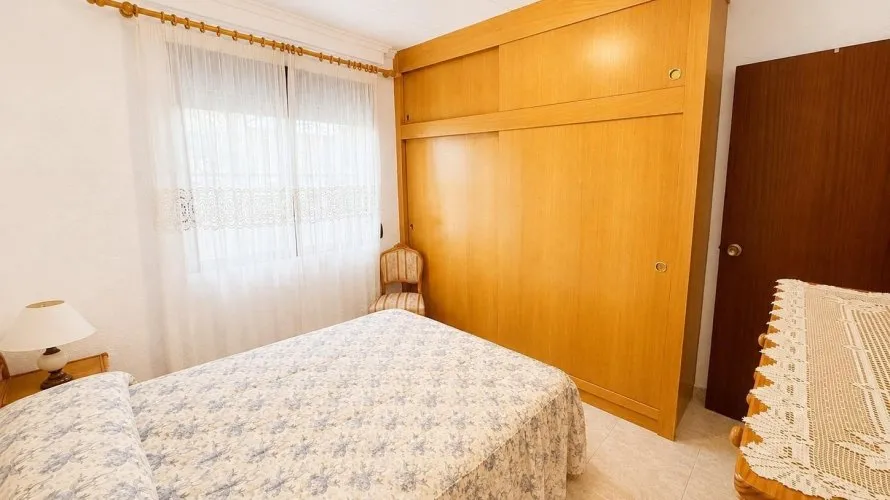 Bungalow de 3 dormitorios en Torrevieja, España No. 32584 № 12