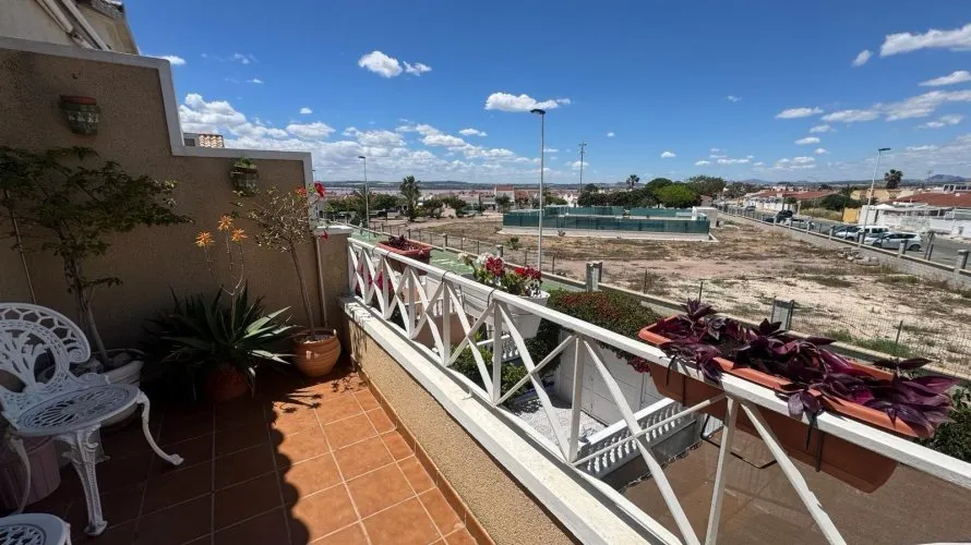 Сasa de 2 dormitorios en Torrevieja, España No. 32542 № 10
