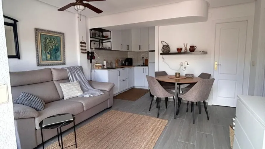 Bungalow de 2 dormitorios en Torrevieja, España No. 32553 № 26