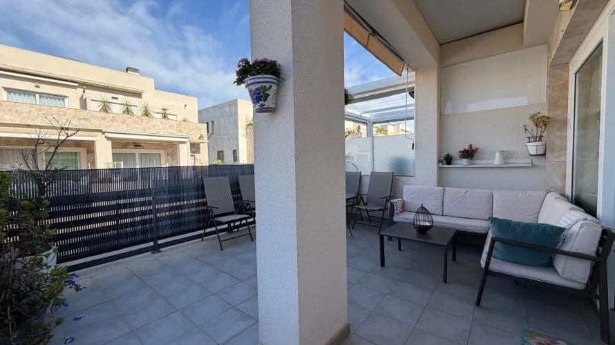 Сasa de 3 dormitorios en Torrevieja, España No. 32600 № 16