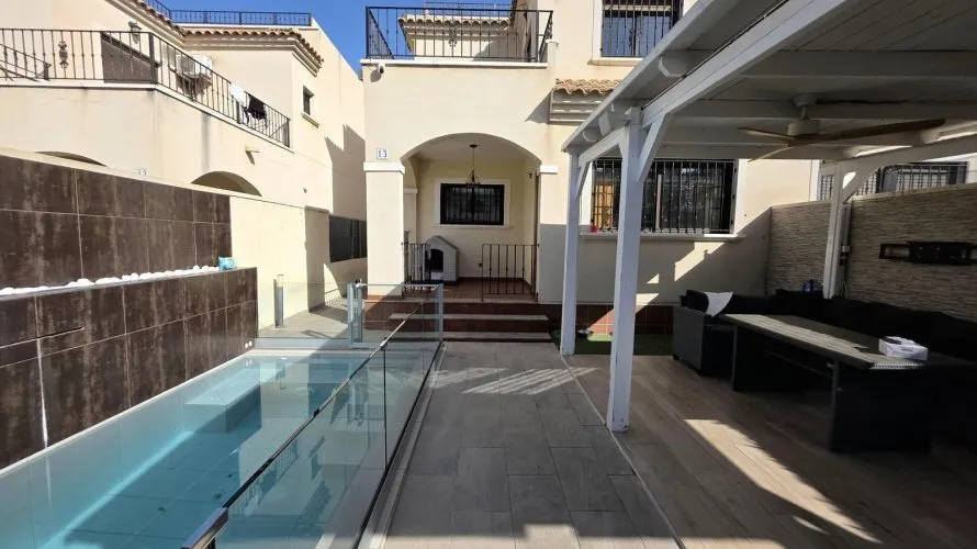 Villa de 114m² en Torrevieja, España No. 32576 № 3