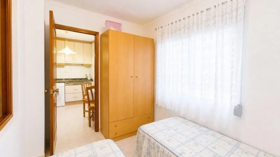 Bungalow de 3 dormitorios en Torrevieja, España No. 32584 № 1