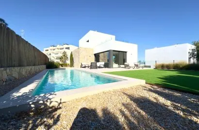 Villa de 282m² en Orihuela, España No. 32661