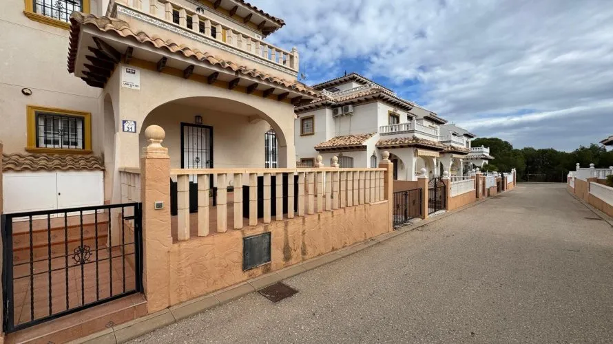 House de 2 chambres à Alicante, Espagne No. 31214 № 28