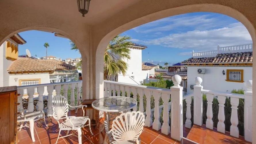 Villa de 3 chambres à Playa Flamenca II, Spain No. 31226 № 1
