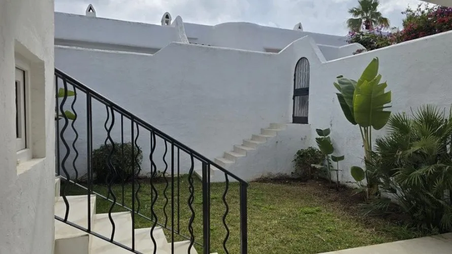 Townhouse de 2 chambres à Marbella, Spain No. 30994 № 27