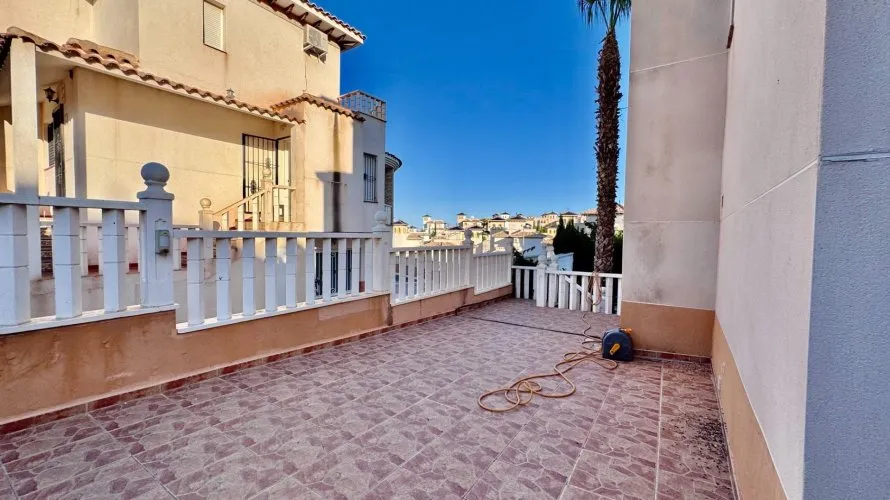 Villa de 3 chambres à Alicante, Spain No. 31114 № 5