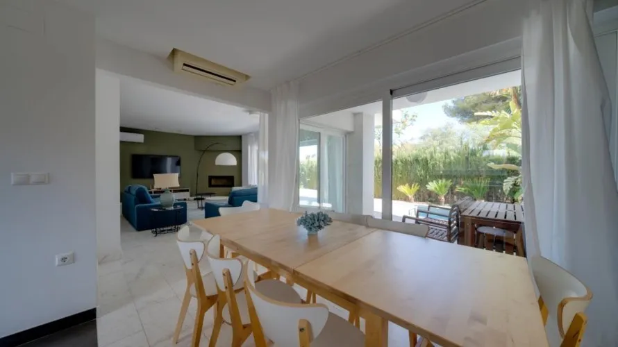 Villa de 4 chambres à Albir, Spain No. 30958 № 4