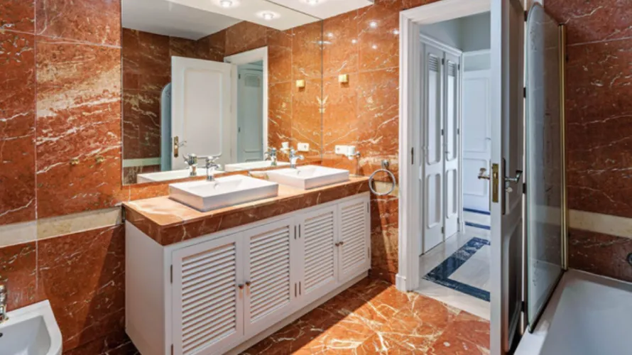 House de 9 chambres à Estepona, Spain No. 30725 № 25