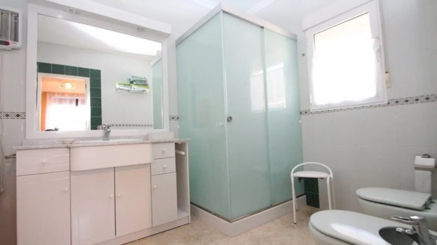 Villa de 5 chambres à Cabo Roig, Spain No. 30972 № 26