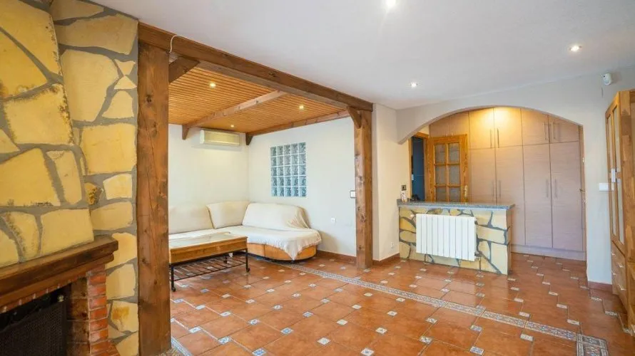 Villa de 4 chambres à Alicante, Spain No. 31172 № 25