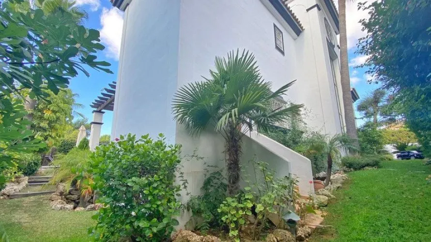 Villa de 5 chambres à Marbella, Spain No. 30572 № 24