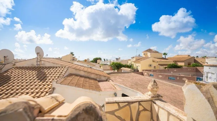 Villa de 4 chambres à Alicante, Spain No. 31172 № 6