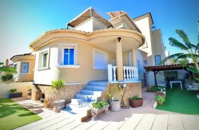 Bungalow de 2 chambres à San Miguel de Salinas, Spain No. 31264