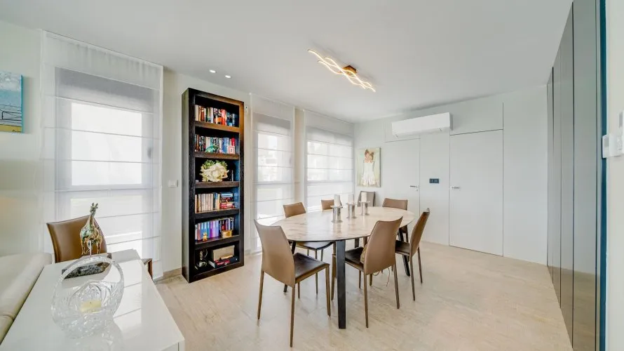 Villa de 5 chambres à Finestrat, Spain No. 30658 № 9