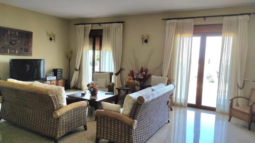 Villa de 4 chambres à Mijas Costa, Spain No. 30620 № 6