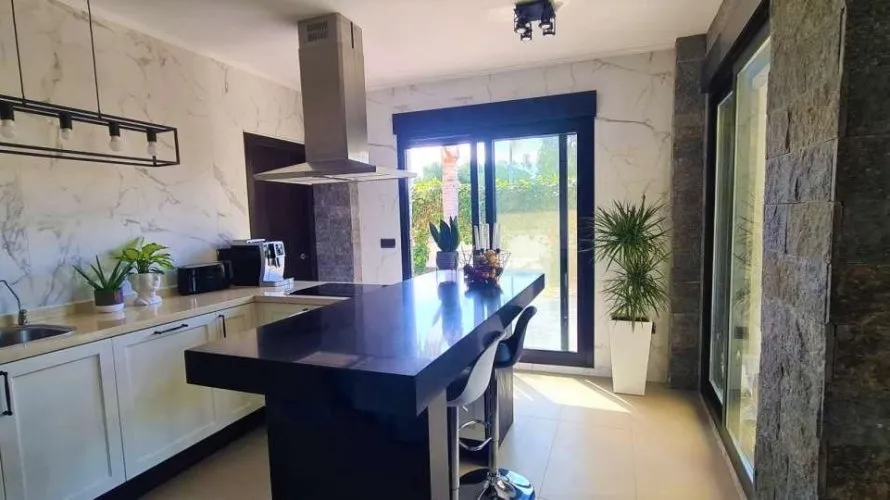 Villa de 5 chambres à Calpe, Spain No. 30865 № 11