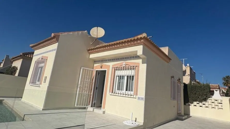 Villa de 2 chambres à Torreblanca, Spain No. 31102 № 9