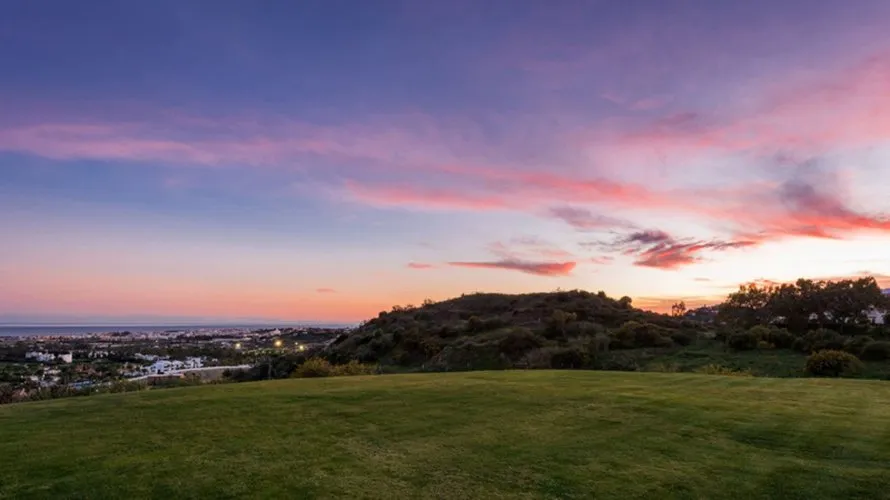 Villa de 8 chambres à Nueva Andalucia, Spain No. 30648 № 24