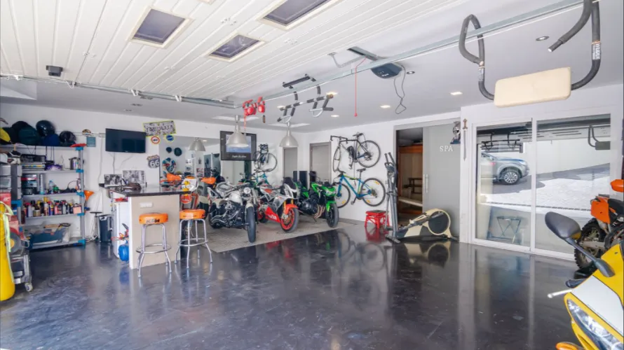 Villa de 5 chambres à Nueva Andalucia, Spain No. 31125 № 19